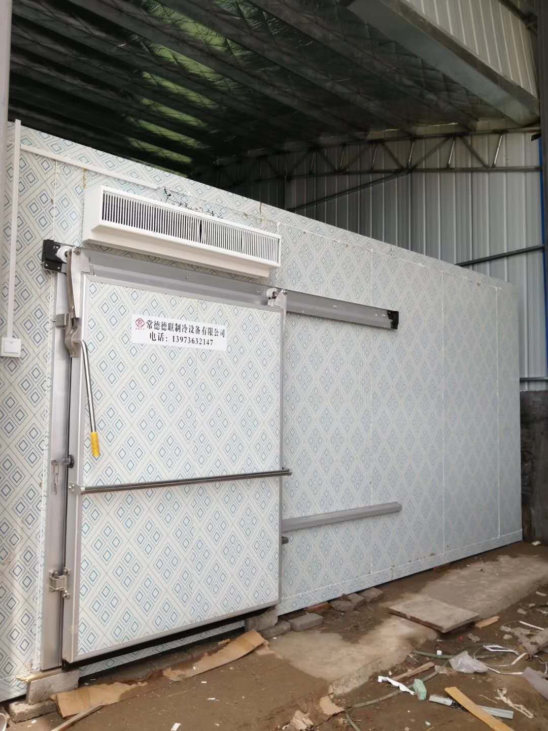 活動冷庫安裝，調試